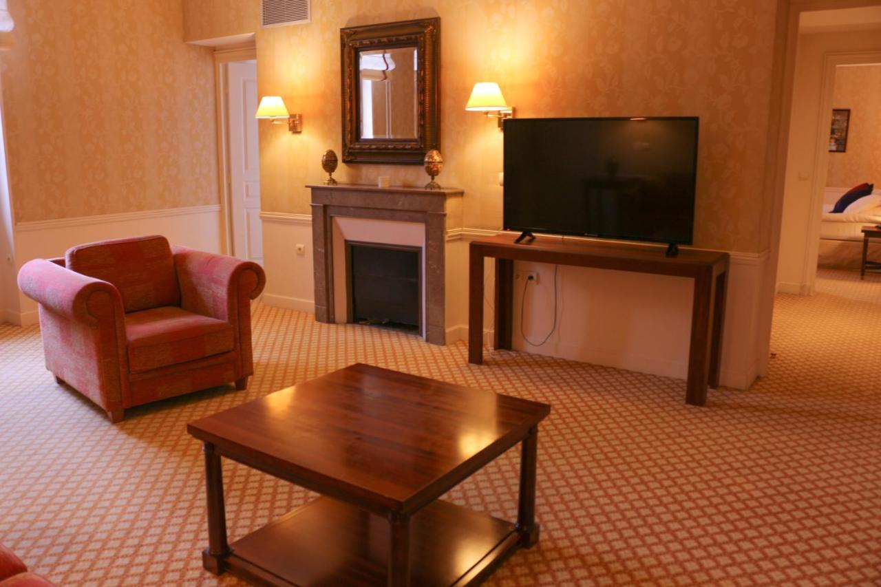 Le Domaine Des Roches, Hotel & Spa Briare Εξωτερικό φωτογραφία