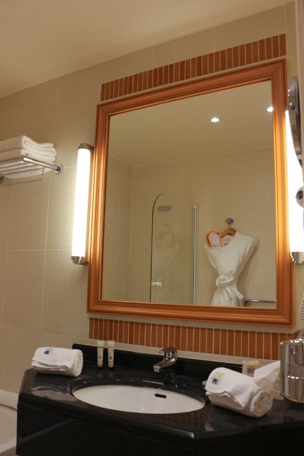 Le Domaine Des Roches, Hotel & Spa Briare Εξωτερικό φωτογραφία